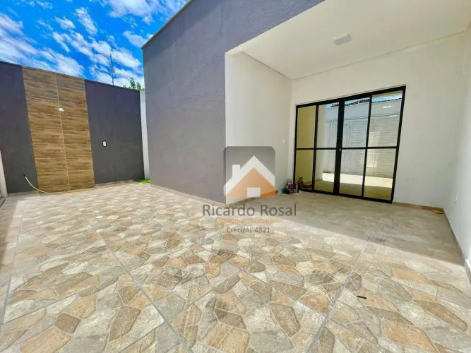 Casa NOVA na Santa Lúcia c/ 3 quartos, suíte e 127m² de área total!!!