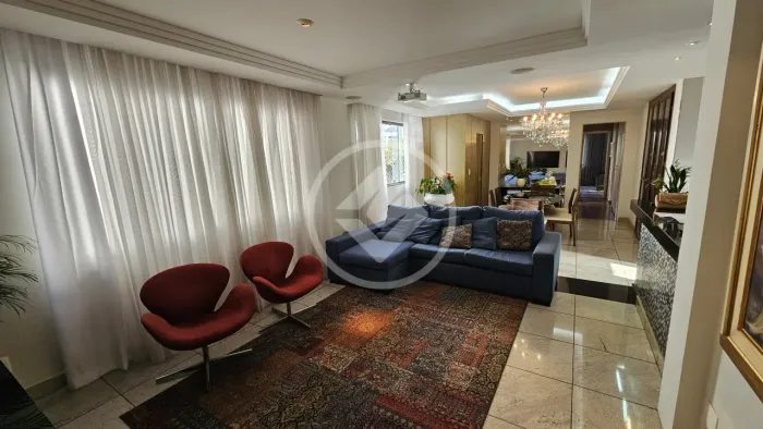 Apartamento à Venda codigo: 106006
