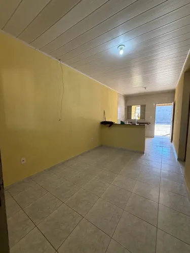 Alugo Casa 2 Quartos no Jardim Zuleika - Jardim Ingá/GO