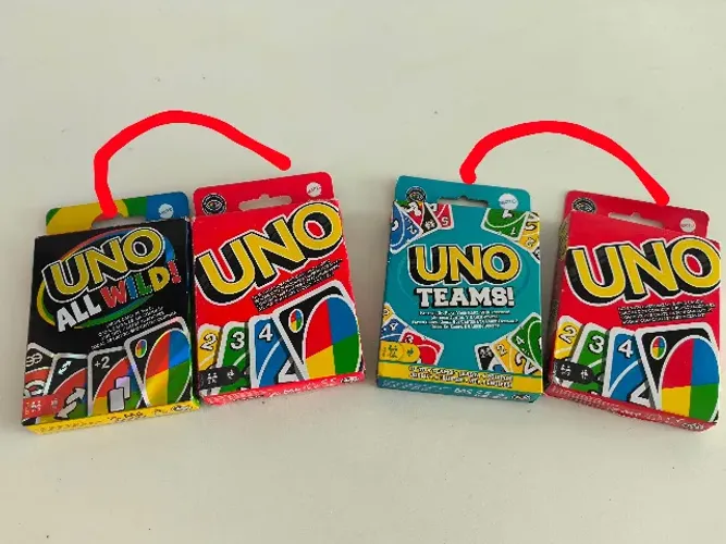 Kit Jogos de Cartas UNO Mattel - Edições Especiais Dia das Crianças( CADA KIT MARCADO)