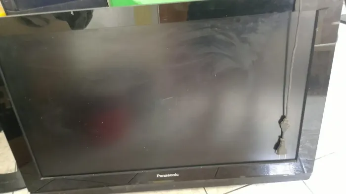 TV PARA RETIRADA DE PEÇAS