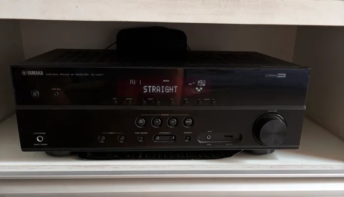 Home Cinema Yamaha RX - V377 (Receiver)