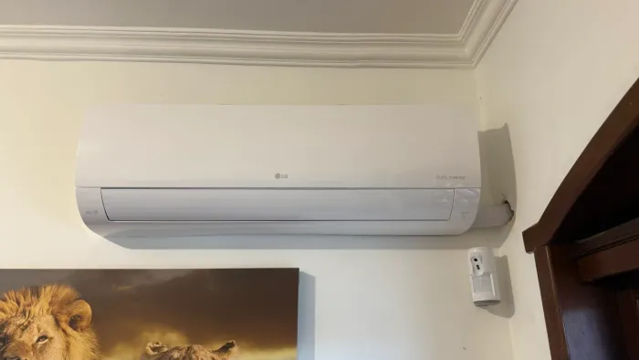 Ar Condicionado Lg Dual Inverter Voice 24000 Btus Frio 220v