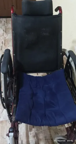 Cadeira de rodas reclinável