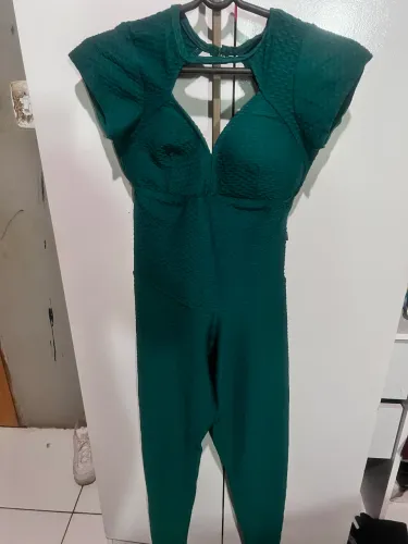 Macaquinho de academia veste do 36 ao 40