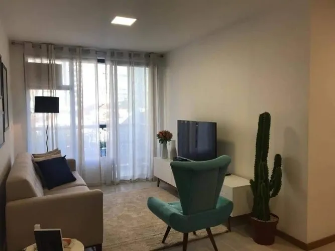 Apartamento com 3 quartos (sendo 1 suíte) em Pé Pequeno - Niterói - RJ.