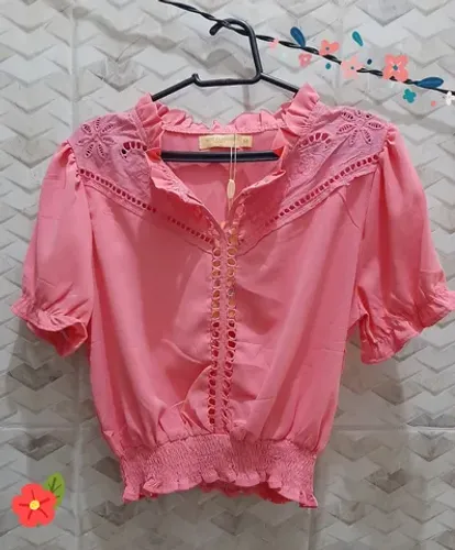 Blusa rosa bordada Coquette/Cottagecore Aesthetic NOVA
