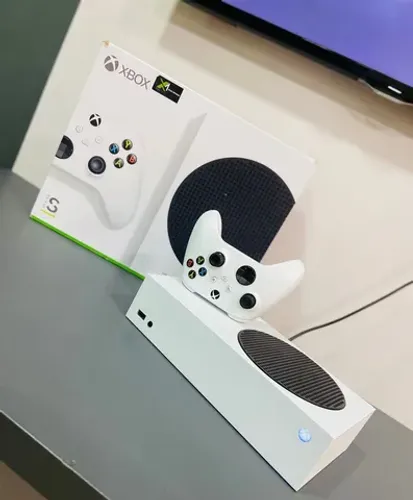 Xbox séries s na caixa com garantia / venha nesse feriado