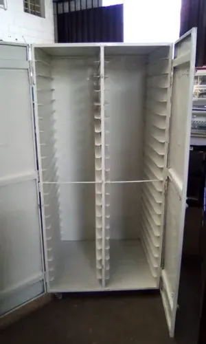 Armário de fermentação e Esqueletos (armários abertos) - Oficina da Padaria