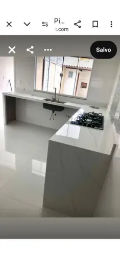 Cozinha moderna, escupida em porcelanato