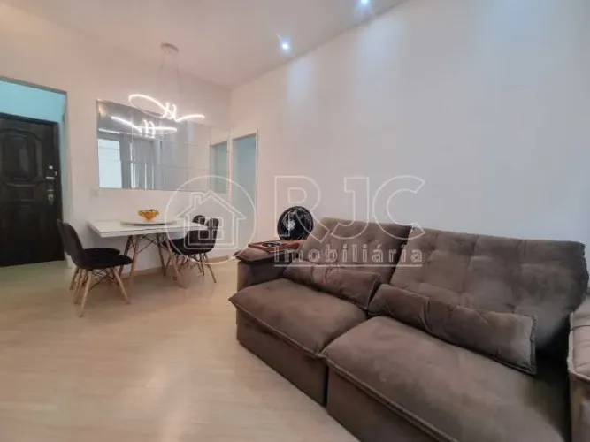 Apartamento para venda tem 58 metros quadrados com 2 quartos em Tijuca - Rio de Janeiro -