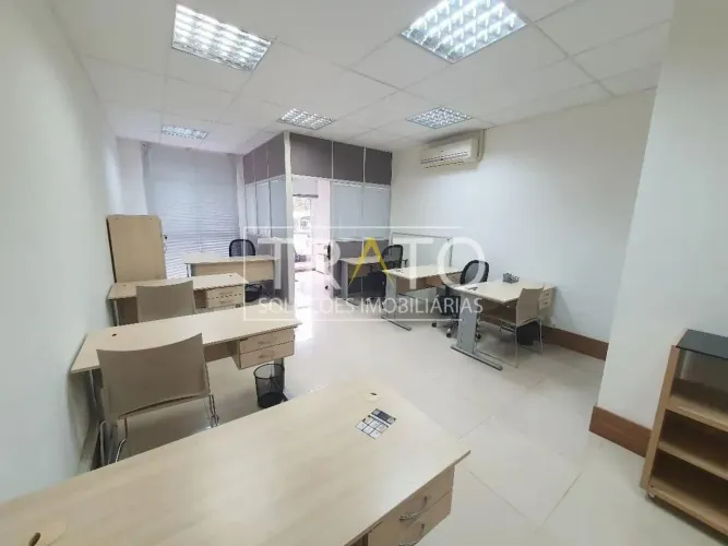 Sala mobiliada no bairro Santa Genebra, em Campinas