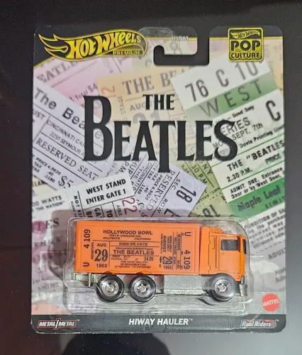 Hot Wheels Pop Culture The Beatles Hiway Hauler