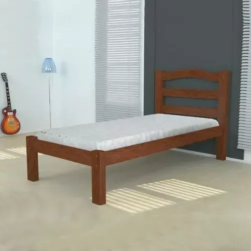 Cama de madeira