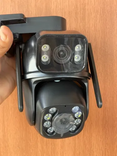 Câmera de Segurança Wi-Fi COIBEU 4K Ultra HD 3MP - Prova d?Água, Lente Dupla, App ICSEE