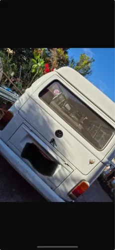 Volkswagen Kombi Escolar 1.6 MPI 2001