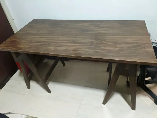 Mesa de escritório em excelente estado!