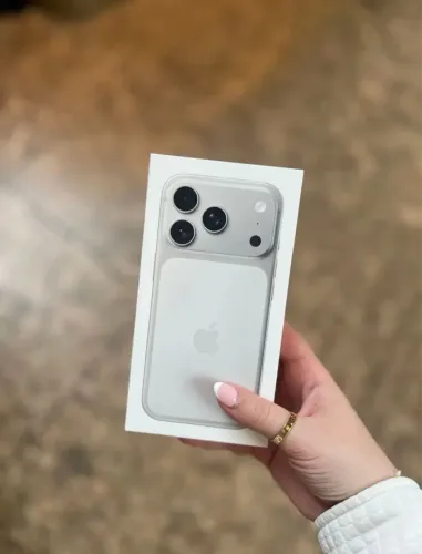 IPhone 17 Pro Max -256GB Silver