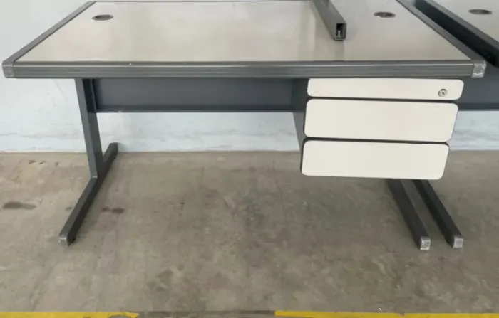 Mesa escola / escritório 