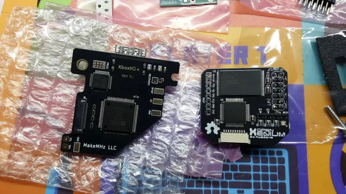 Chip openxenium+placa hdmi makemhz para xbox clássico
