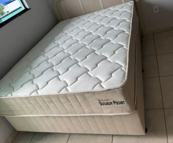Cama box molas ensacadas individualmente strela 