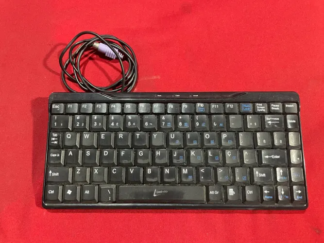 Mini Teclado Leadership 7890 