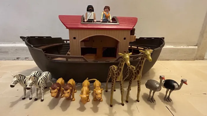 Arca de Noé Playmobil com Animais - completa, em perfeito estado