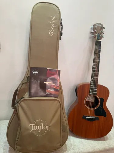 Violão Taylor GS Mini 