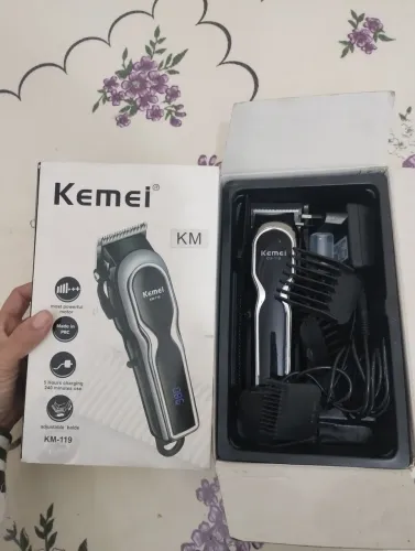 Máquina de cortar cabelo profissional - bivolt 