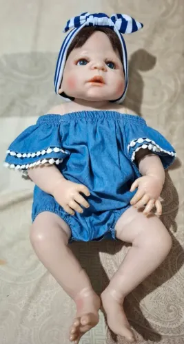 Boneca Bebê Reborn Linda e Realista - Roupa Jeans