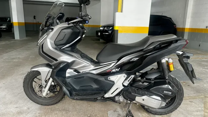 Honda ADV 150 2023 Cinza Motor Revisado