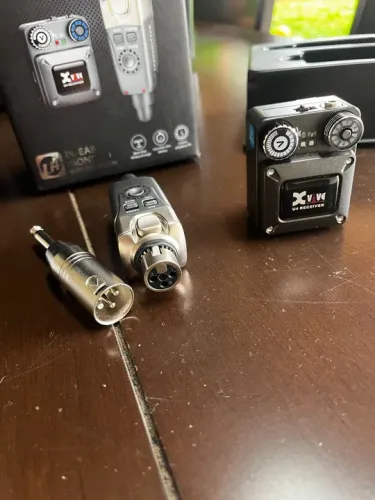 Xvive U4 sistema de monitoramento sem fio In-ear
