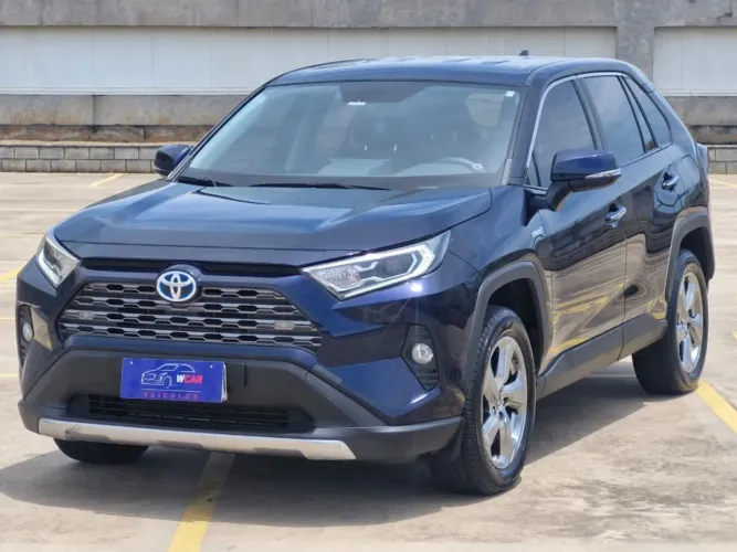 Toyota RAV4 S Connect 2.5 Hybrid