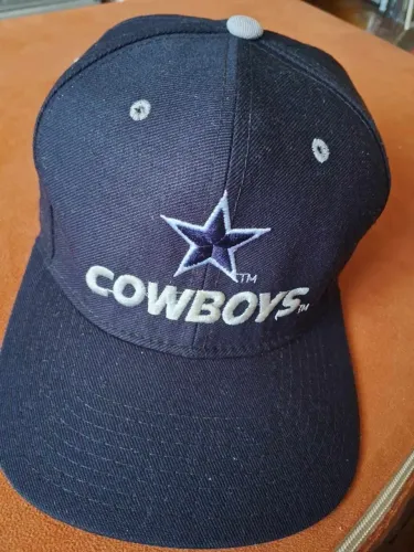 Boné vintage KMG New Era Dallas Cowboys Fitted (fechado) (Vide Informações)