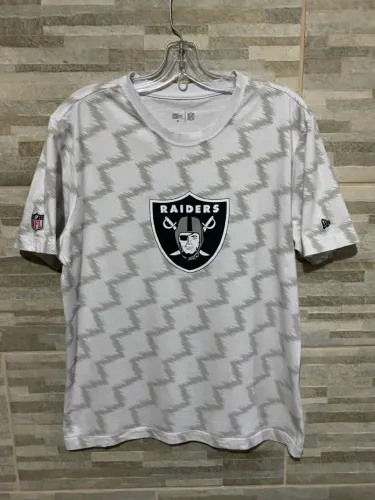 Camiseta Raiders New Era - Estilo e Conforto!