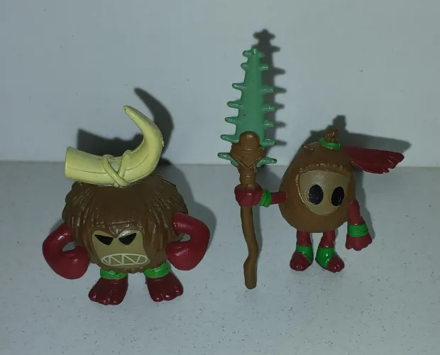 LOTE 2 MINIATURAS DISNEY MOANA KAKAMORA COCOS COQUINHOS ORIGINAIS