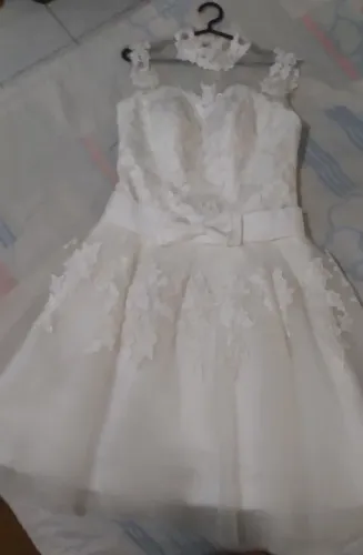 Vestido branco de festa em renda e tule!