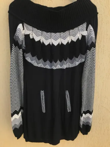 Suéter Em Tricot Preto Da Marca Italiana Pianura Studio 