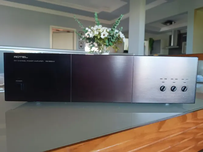 Amplificador Integrado Potência Rotel RB-956AX