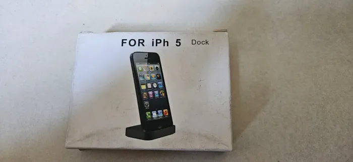 Dock iPhone5 novo