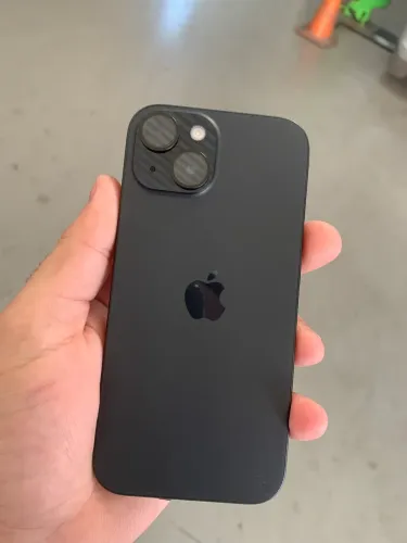 iPhone 15 128 GB