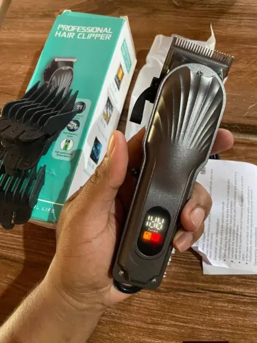 Maquina de corte cabelo <br><br>km-2279