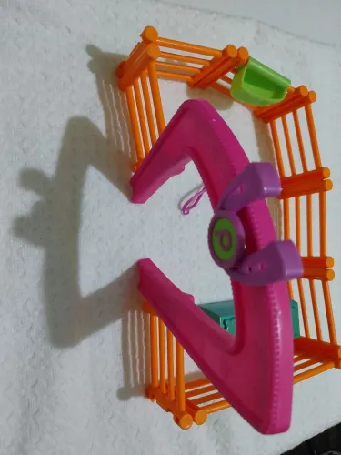 Polly Pocket passeio a cavalo.