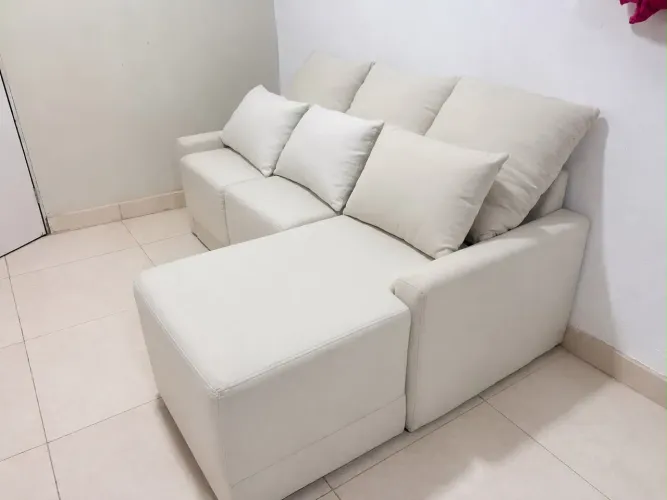 Sofá Cheise de molas ensacadas