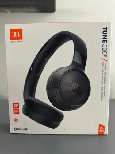 Fone de Ouvido Bluetooth JBL Tune 520BT - Original / Até 57h de Bateria / Novo Lacrado CX