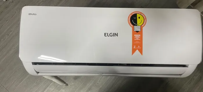 Ar Condicionado Elgin Eco Power 9.000 BTUs 220V + Controle | Excelente Estado