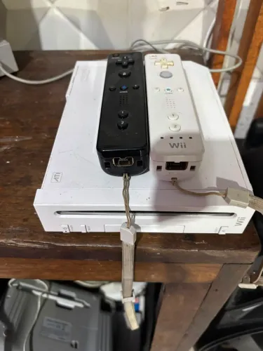 Ps4 pro e um nintendo wi desbloqueado