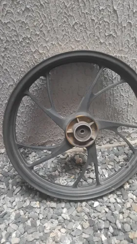 Roda Dianteira Pé de Galinha Titan 160