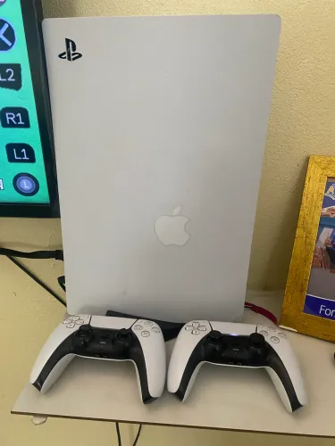 Vendo PS5 mídia física e digital, 1TB de memória