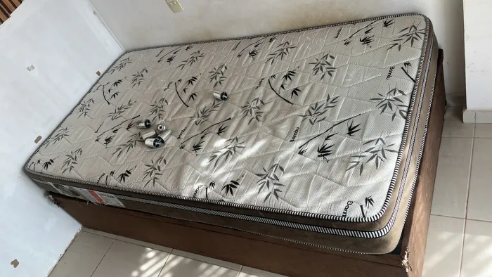Cama Bau PRA VENDER LOGO